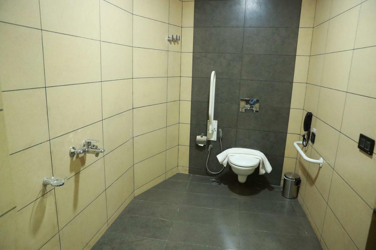Hotel Rohini International Kallār Eksteriør billede